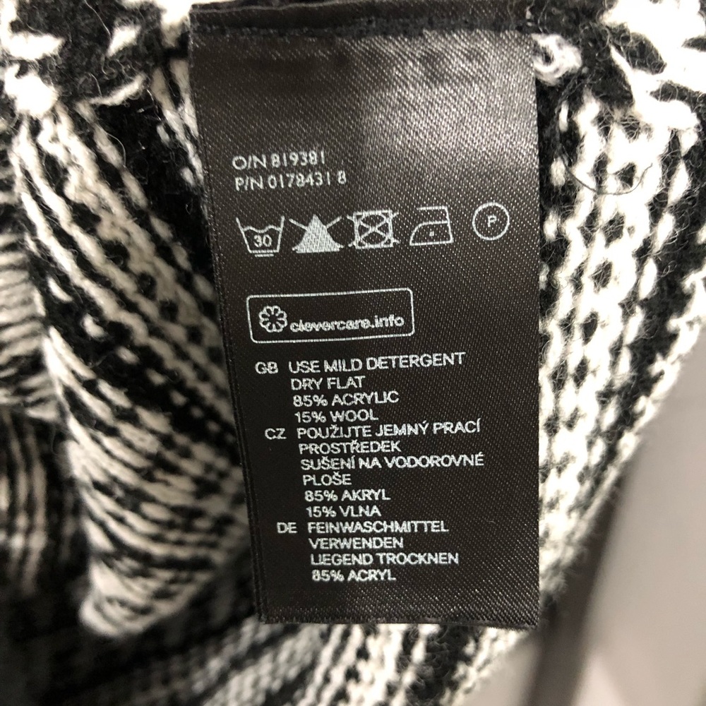 H&M/Divided Sweaters - Picture 4 of 4